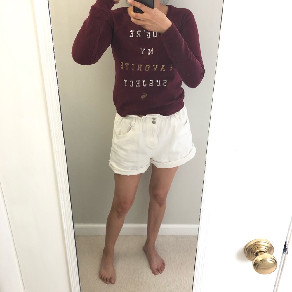 Vintage 2000’s Abercrombie & Fitch crew neck sweatshirt